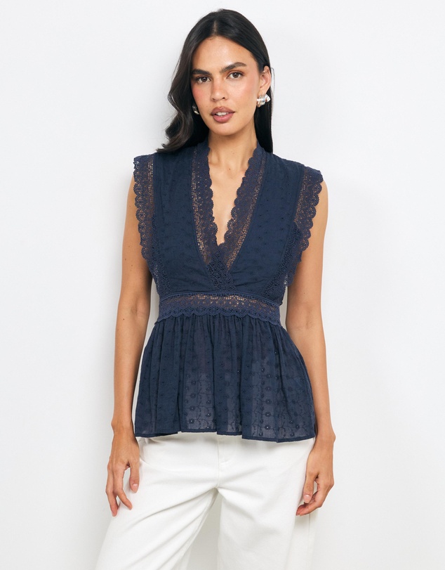 AERE - Iris Cotton Broderie Top