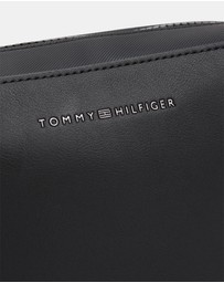 Tommy Hilfiger - Foundation Washbag