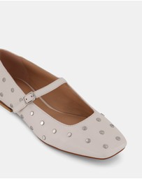 Miss Sofie - Tweak Flats
