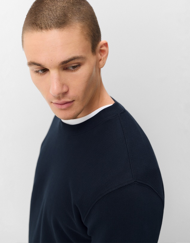 UNISON - Dobby Textured Pullover