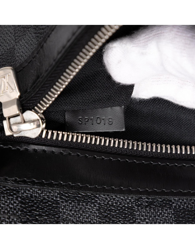 Pre-Loved by Azura Reborn - Pre-Loved Damier Graphite Daniel MM