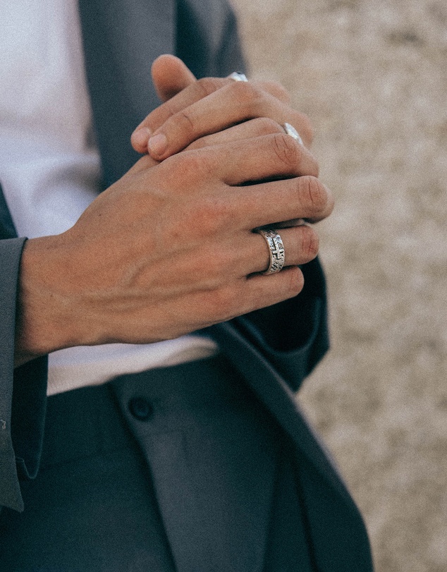 Haze & Glory - ICONIC EXCLUSIVE - Cross Ring in Oxidised 925 Silver