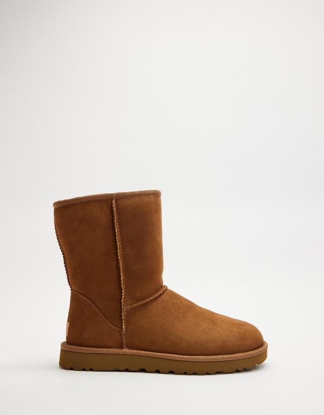 UGG - Classic Short II Boots - Women's