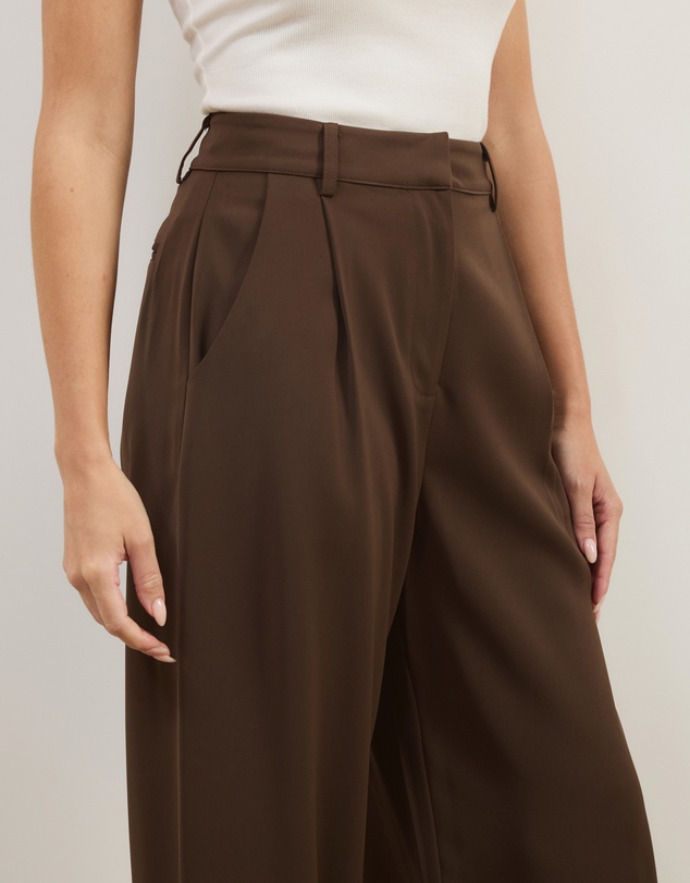 Atmos&Here - Freida Tailored Pants