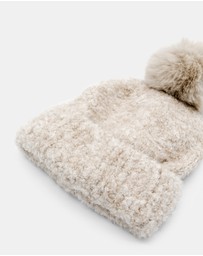 Morgan & Taylor - Elsie Boucle Beanie in White Cream