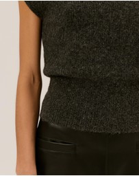 Tussah - Emmy Sleeveless Vest