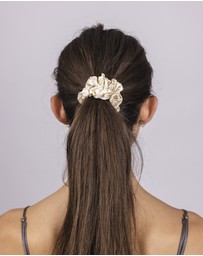SILK MAGNOLIA - Pure Silk Scrunchie