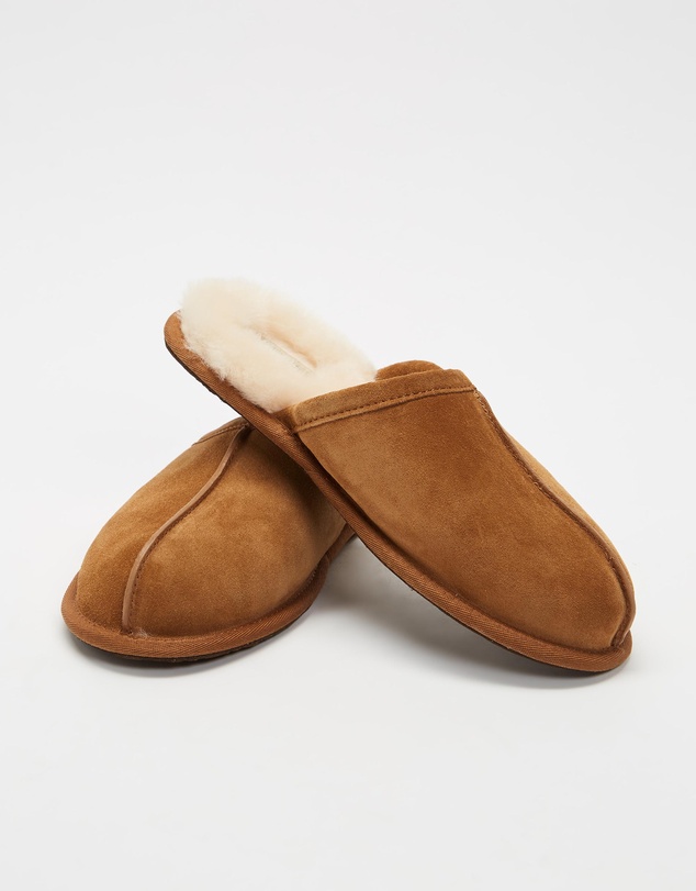 UGG - Classic Scuff Slippers - Men's