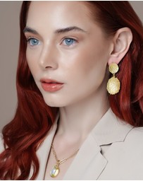 Meshca - Coral Textured Earrings
