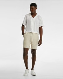 yd. - Manta Linen Short