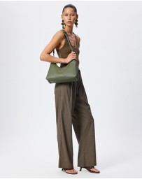 Calvin Klein - Emblem Hw Pebble Top Zip Hobo