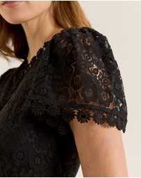 Review - Cosmos Lace Midi Dress