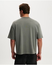 Cotton On - Cropped Fit Music T-Shirt