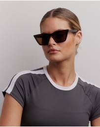 Reality Eyewear - Van Saint