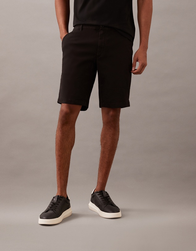 Calvin Klein - Modern Twill Slim Chino Shorts