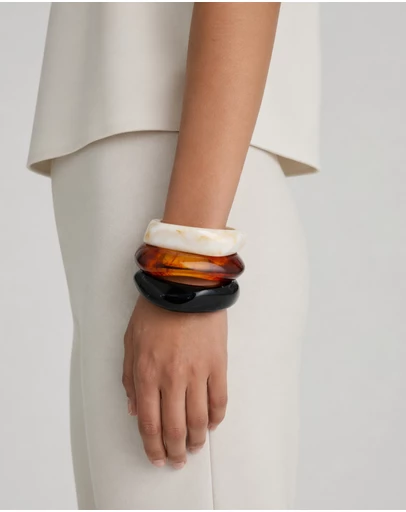 Izoa - Blaze Bangle Stack