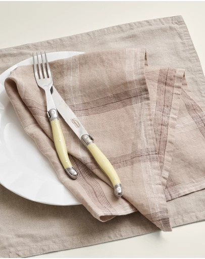 Carlotta + Gee - 100% Linen Placemat Set