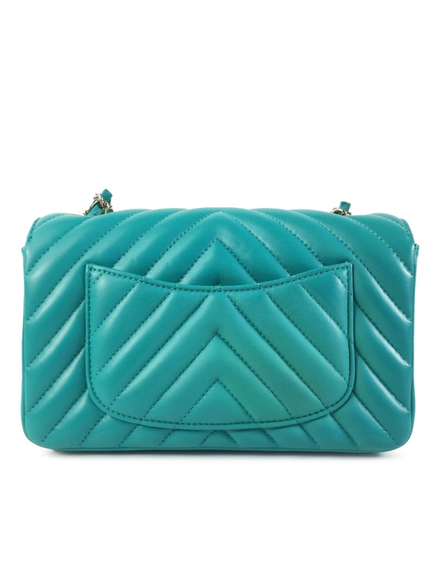 Pre-Loved by Azura Reborn - Pre-Loved chanel Chanel Chevron Quilted Crossbody