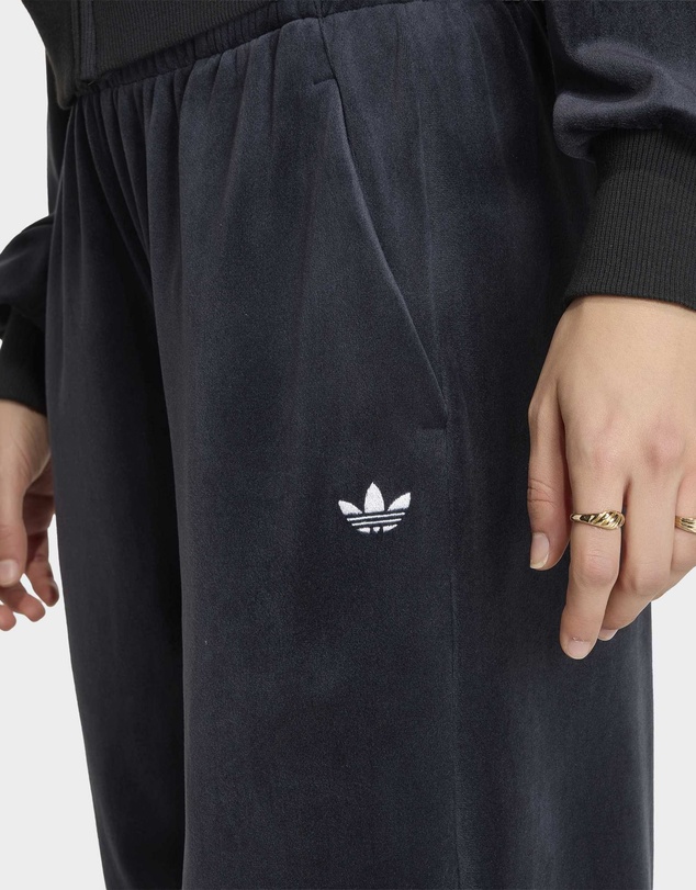 adidas Originals - ESSENTIALS VELOUR PANT Womens