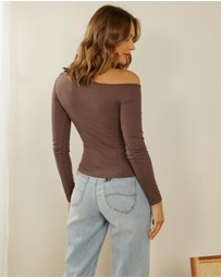 Atmos&Here - Samantha Off-Shoulder Rib Top