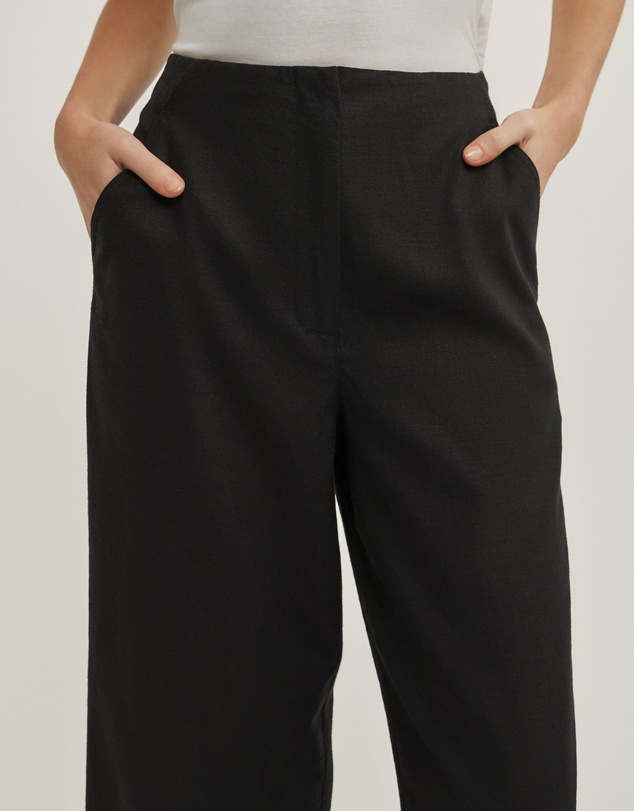 Witchery - Linen Crop Pants