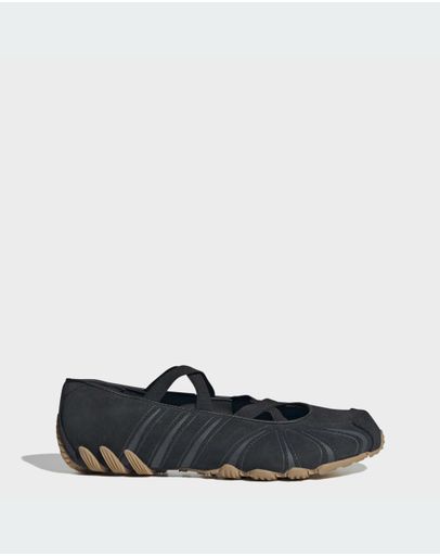 Core Black / Core Black / Gum