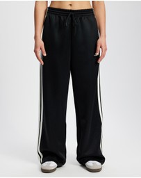 adidas Sportswear - Stadium 3-Stripes Trackpants