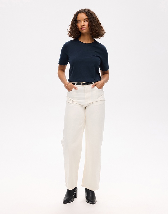 Superdry - Essential Logo Embroidered Tee