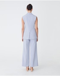 Forcast - Nikki Long Collared Vest
