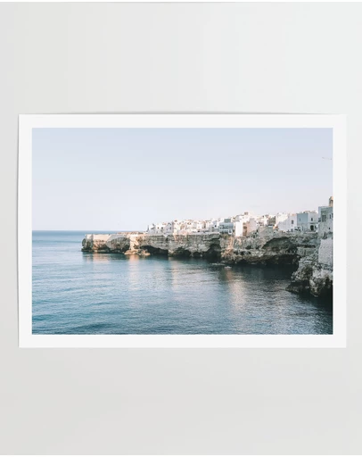 LEGGERA - Whitewashed Puglia Coastline Print