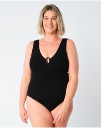 UNE PIECE - Crinkle Cut V-Neck One Piece Swimsuit with Ring