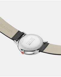 Mondaine - Official Swiss Railways evo2 Watch