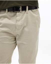Superdry - Vintage Slim Fit Chino Pant
