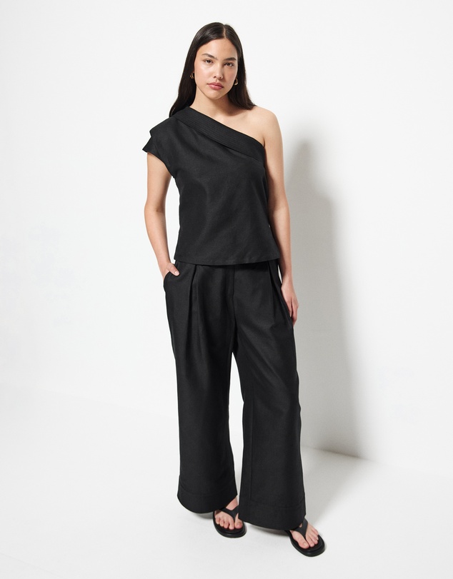 Commonry - Amy Pant