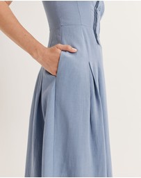 Review - Miss Carlo Maxi Dress