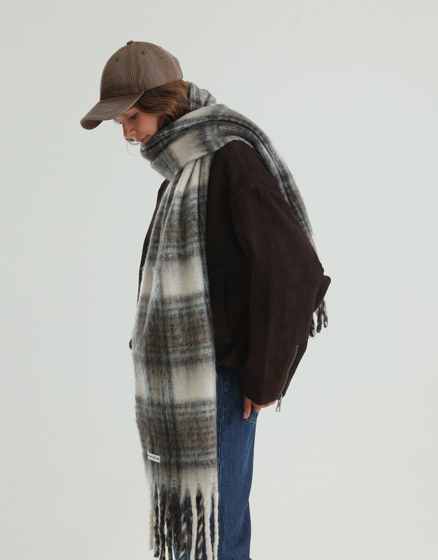 Morgan & Taylor - Ariella Scarf in Beige