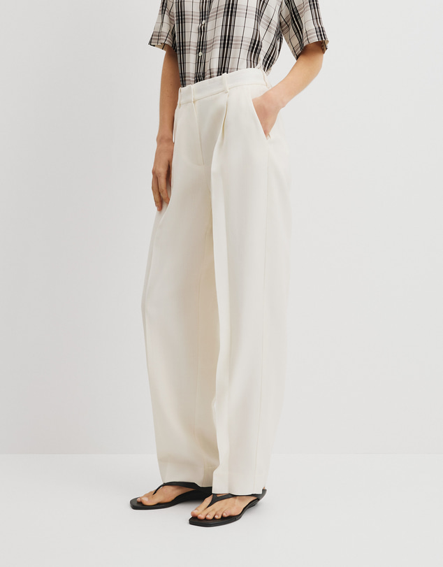 Country Road - Pleat Front Pant