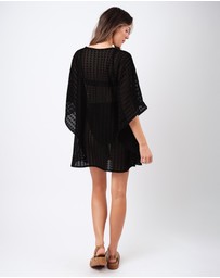 UNE PIECE - Scalloped Lace V-Neck Mini Kaftan