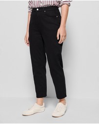 Commonry - The High Rise Crop Girlfriend Jean
