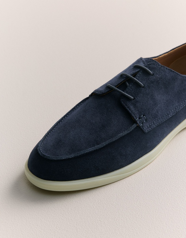 Trenery - Miles Yacht Shoe in Navy