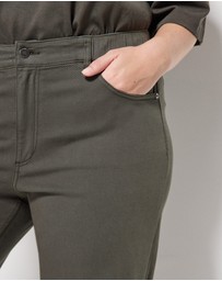 Commonry - The Soft Stretch Casual Pant