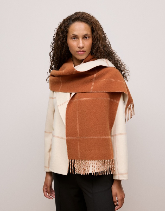 Trenery - Wool Check Reversible Scarf in Marshmallow