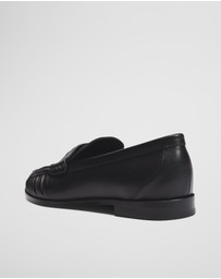 Country Road - Romy Coin Loafer