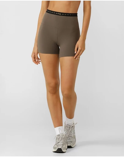 Lorna Jane - In The Moment 12cm Bike Shorts