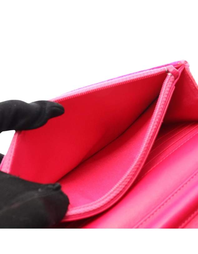 Pre-Loved by Azura Reborn - Pre-Loved CC Quilted Velvet Wallet on Chain