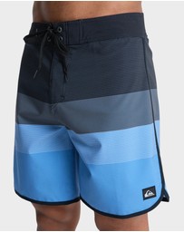 Quiksilver - Mens Surfsilk Scallop 18