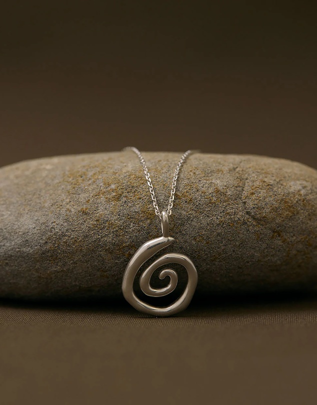 Kirstin Ash - Sweet Escape Necklace