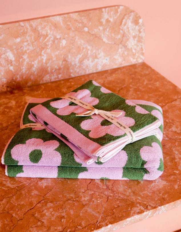 Mosey Me - Flowerbed Hand Towel