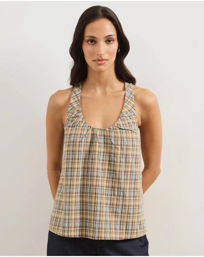 Atmos&Here - Faye Scoop Gathered Neck Tank
