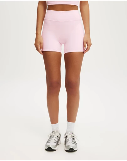 Cotton On Body Active - Ultra Soft Invisible Scrunch Shortie Short